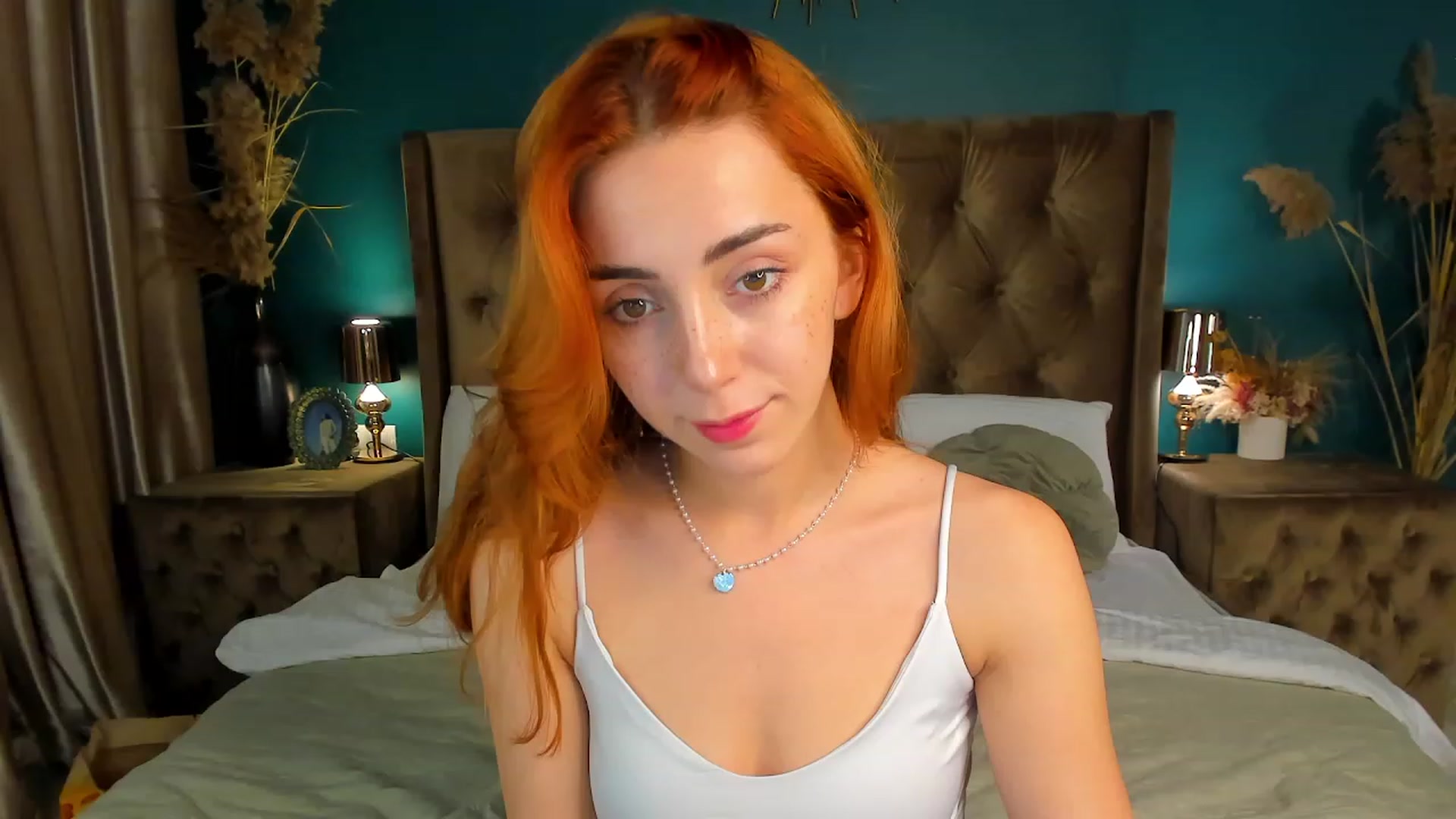 Gallery image thumbnail from ElsaYoung's myfreecams stream on, 09/29/2023, 14:39 image 6 of 20