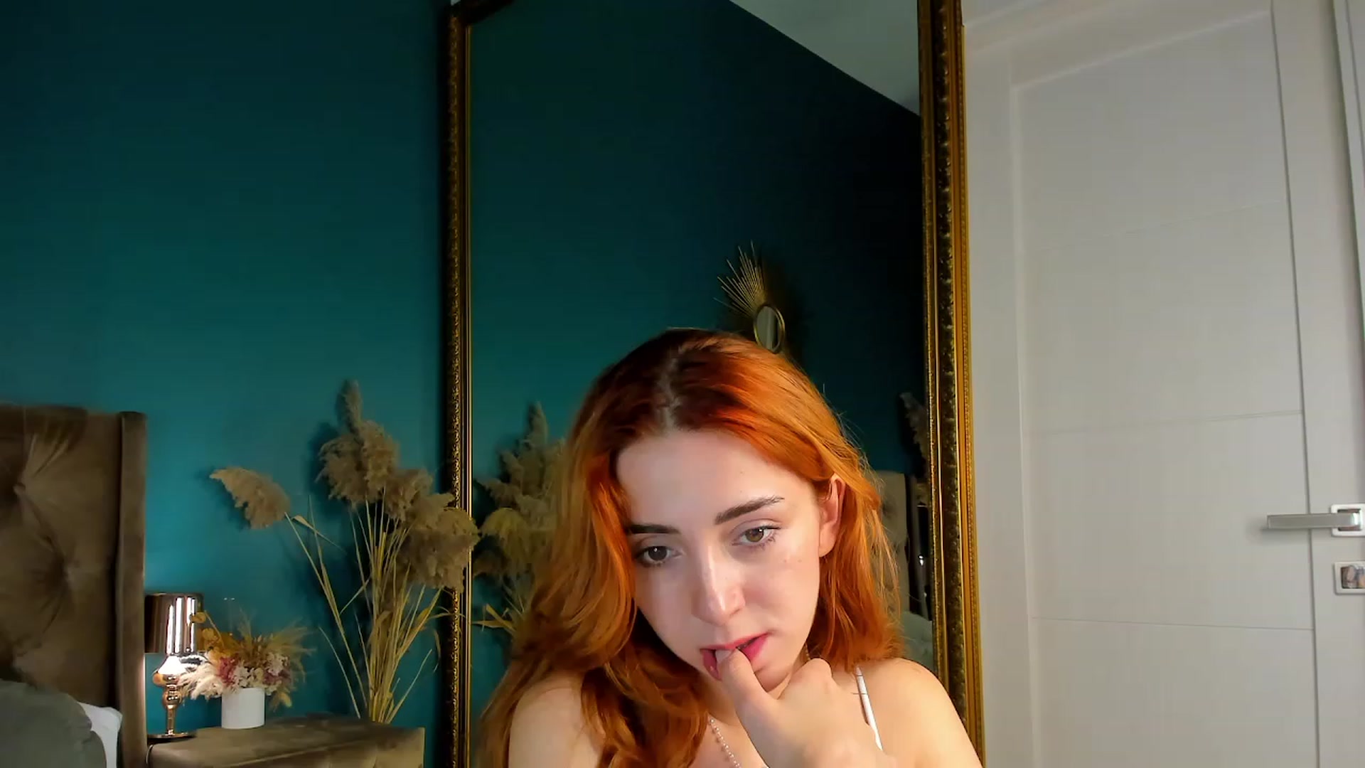Gallery image thumbnail from ElsaYoung's myfreecams stream on, 09/29/2023, 17:34 image 16 of 20