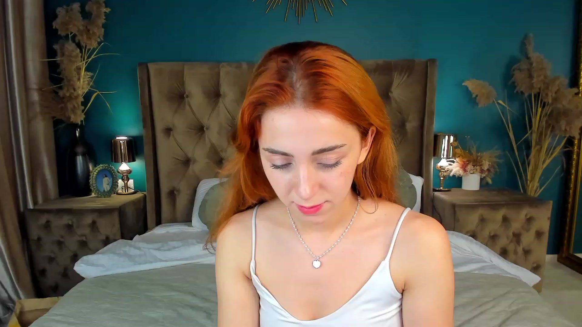 Gallery image thumbnail from ElsaYoung's myfreecams stream on, 09/29/2023, 17:34 image 5 of 20