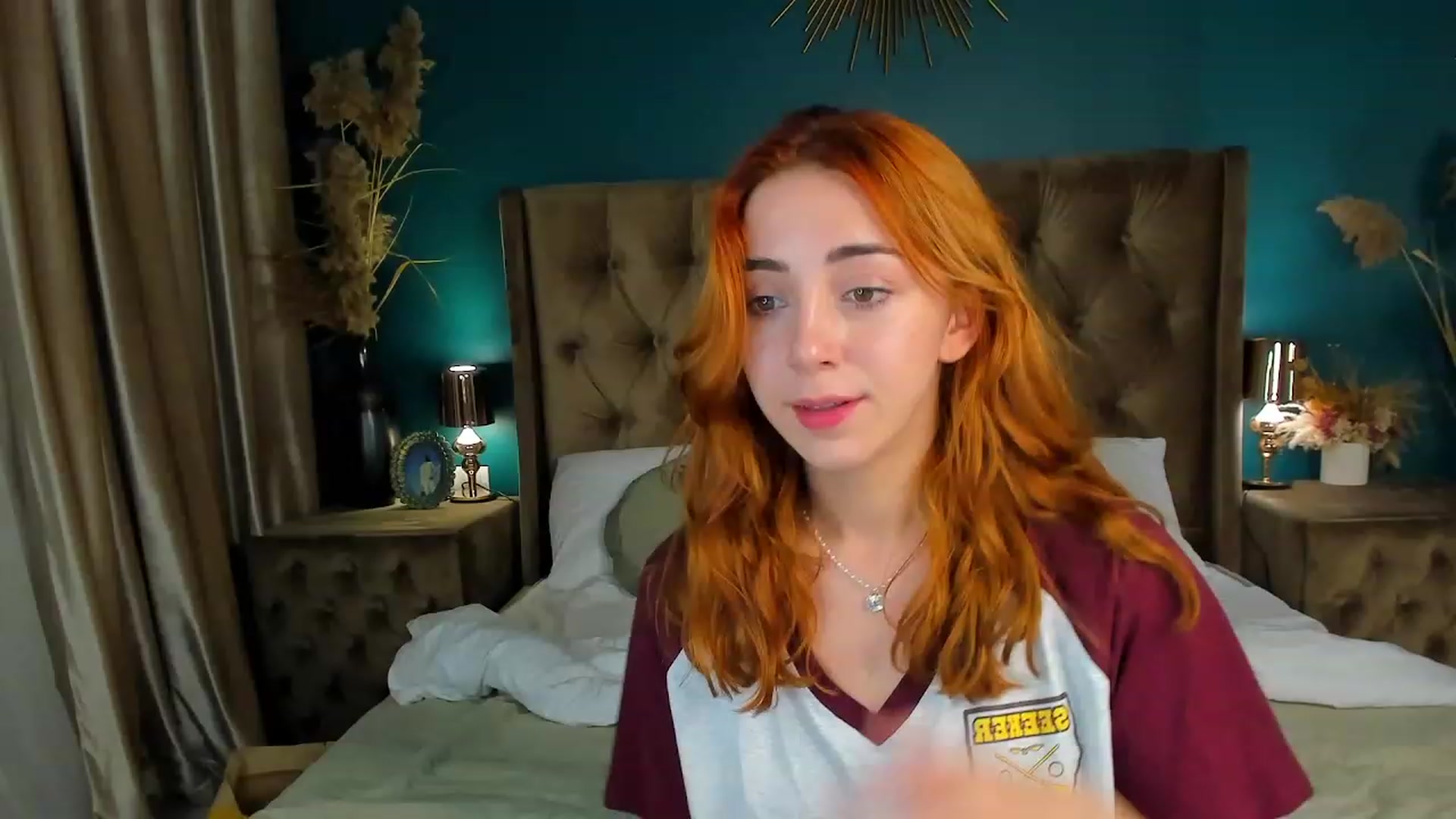 Gallery image thumbnail from ElsaYoung's myfreecams stream on, 09/29/2023, 19:07 image 2 of 20