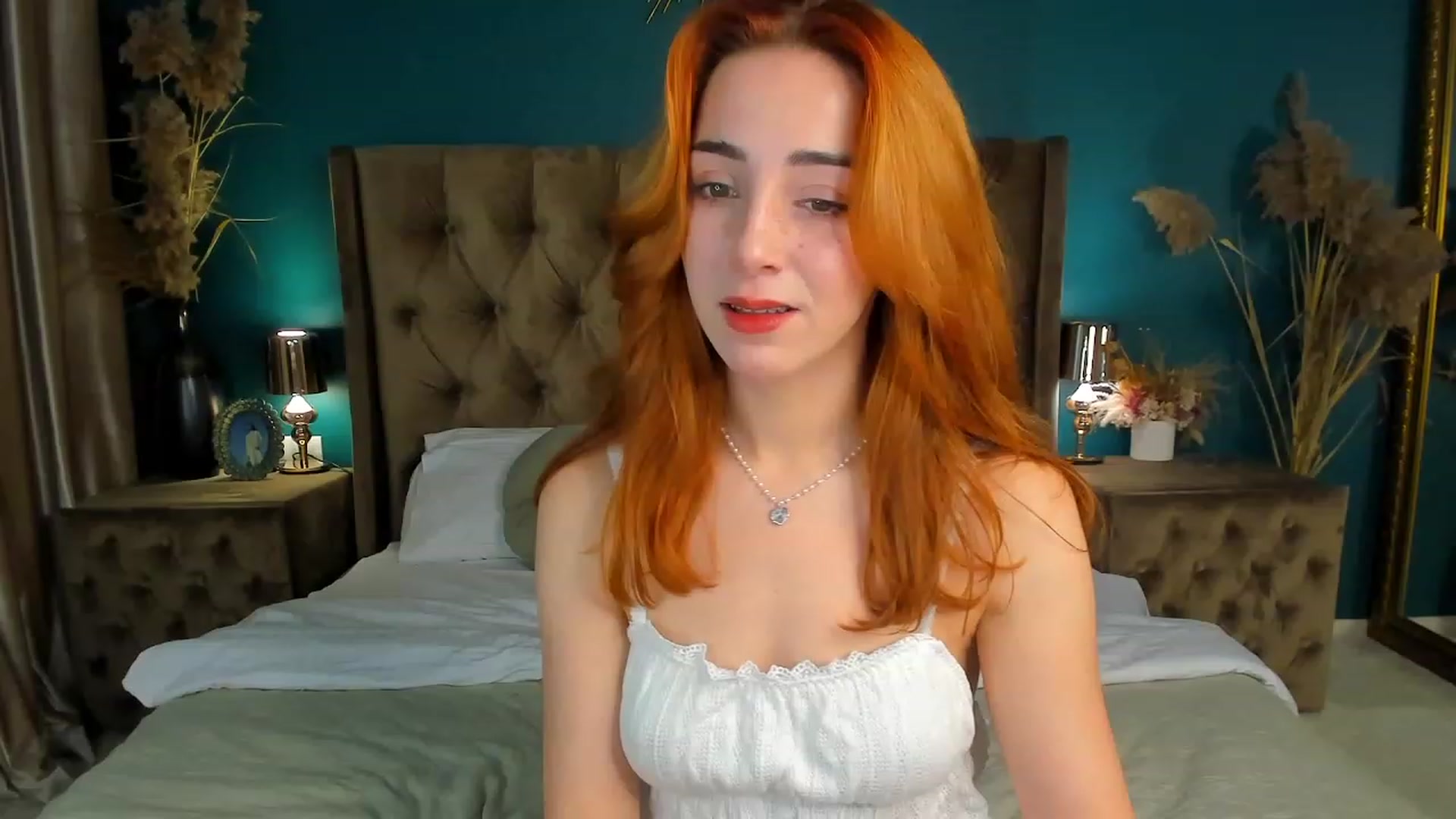 Gallery image thumbnail from ElsaYoung's myfreecams stream on, 09/30/2023, 12:31 image 7 of 20