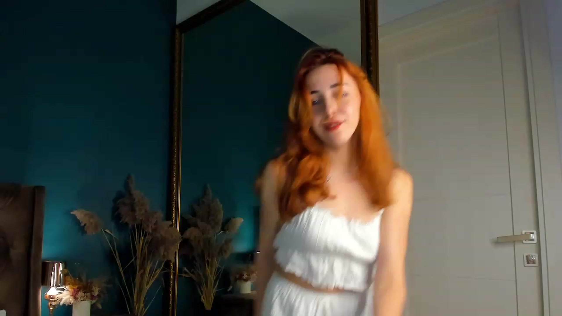 Gallery image thumbnail from ElsaYoung's myfreecams stream on, 09/30/2023, 17:22 image 18 of 20