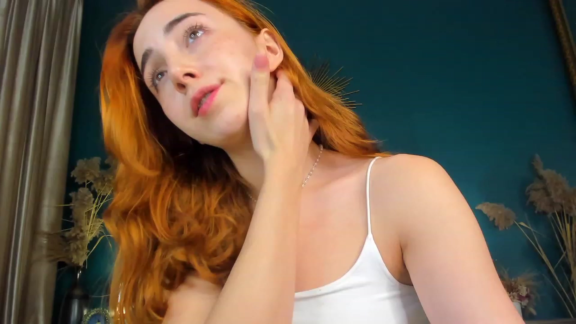 Gallery image thumbnail from ElsaYoung's myfreecams stream on, 10/04/2023, 18:40 image 11 of 20