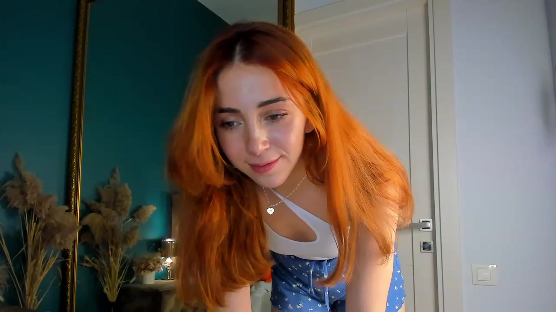Gallery image thumbnail from ElsaYoung's myfreecams stream on, 10/05/2023, 17:12 image 16 of 20