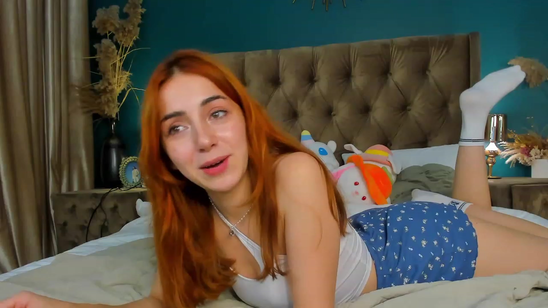 Gallery image thumbnail from ElsaYoung's myfreecams stream on, 10/05/2023, 17:12 image 11 of 20