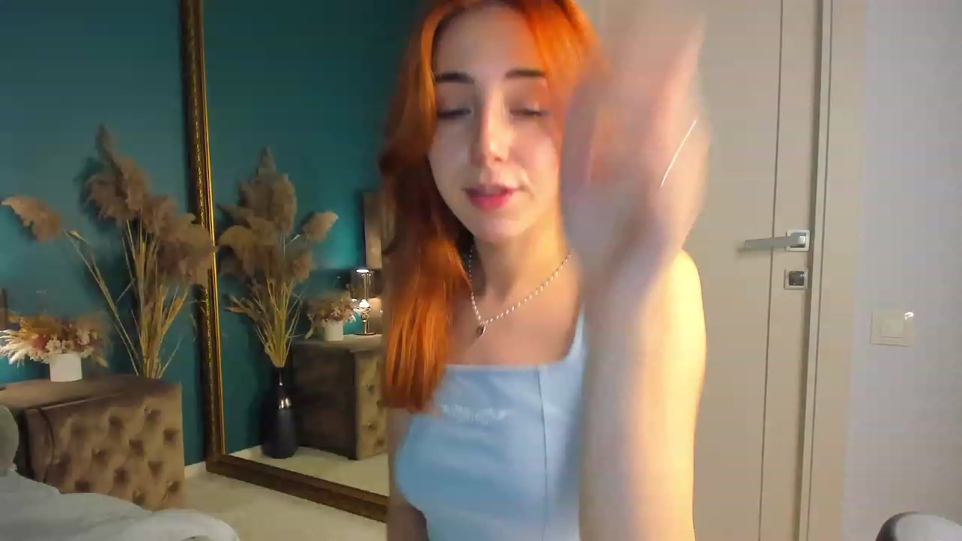 Gallery image thumbnail from ElsaYoung's myfreecams stream on, 10/06/2023, 12:39 image 11 of 20