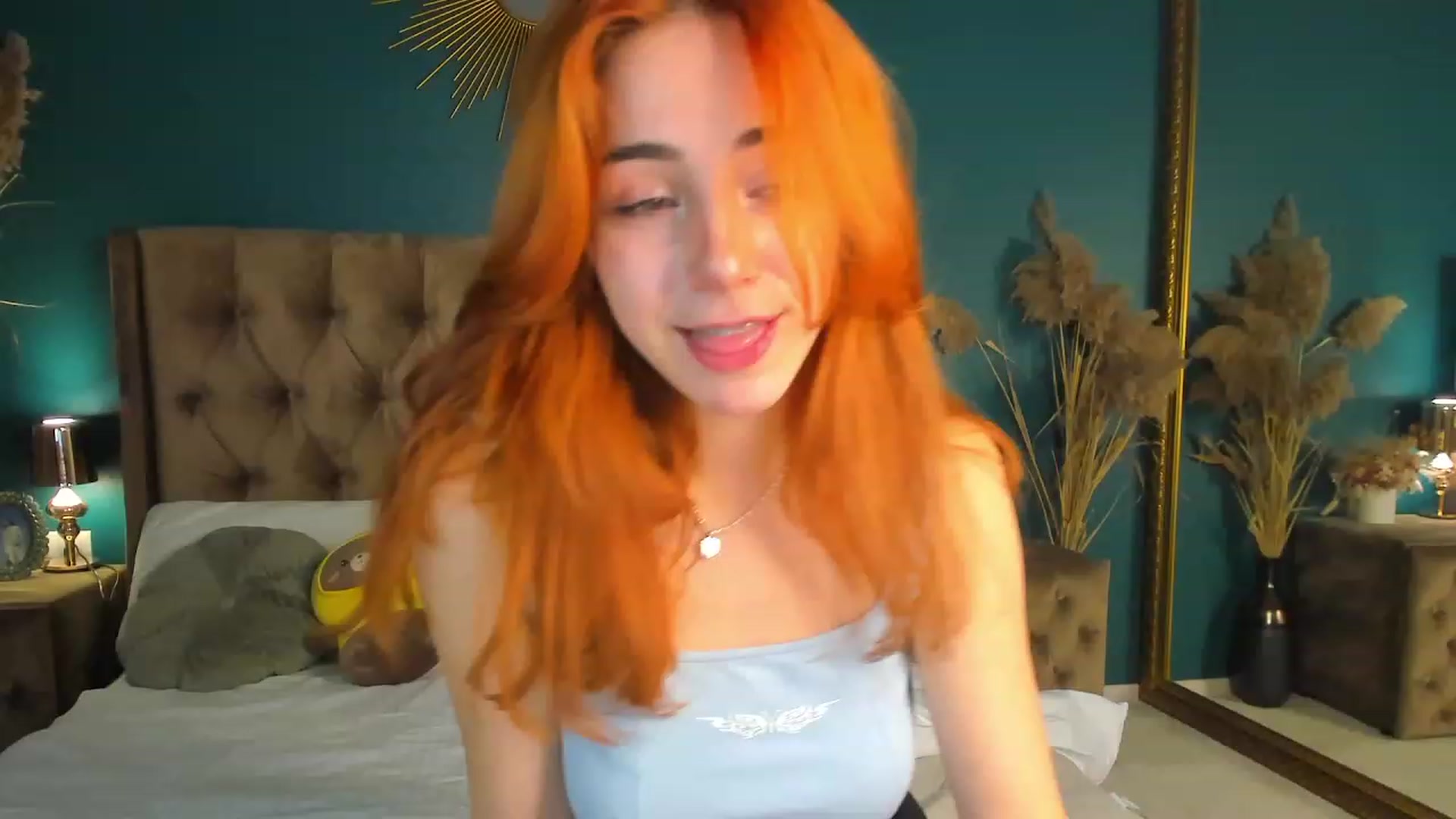 Gallery image thumbnail from ElsaYoung's myfreecams stream on, 10/06/2023, 12:39 image 17 of 20