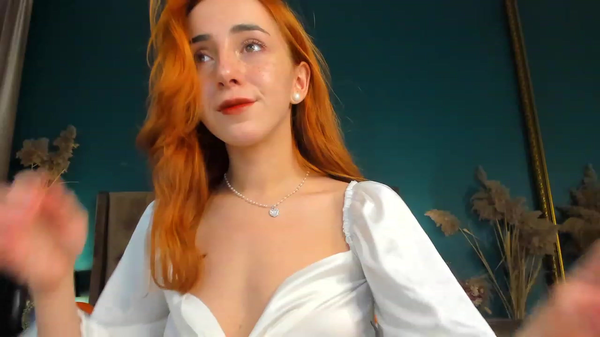 Gallery image thumbnail from ElsaYoung's myfreecams stream on, 10/07/2023, 06:46 image 18 of 20