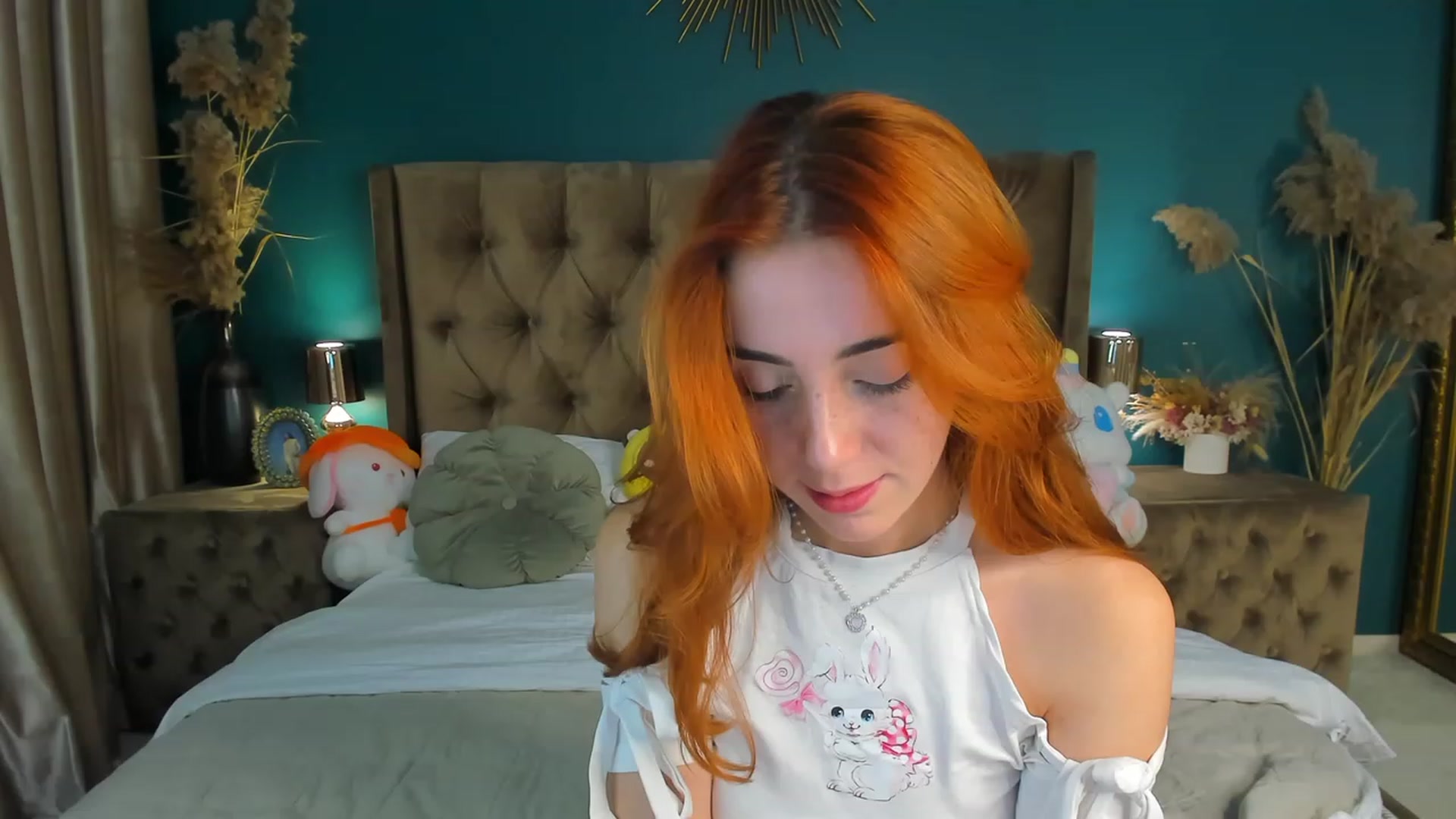 Gallery image thumbnail from ElsaYoung's myfreecams stream on, 10/07/2023, 20:01 image 15 of 20