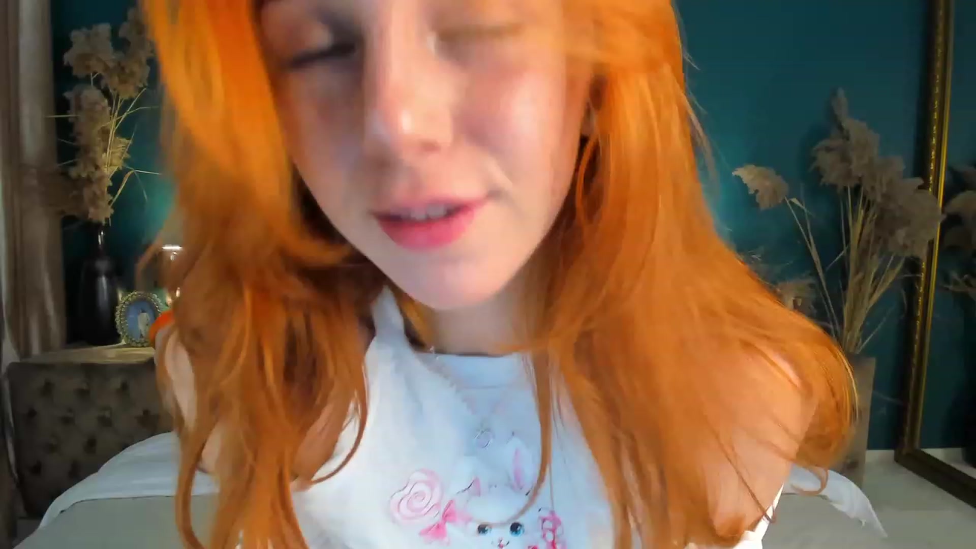 Gallery image thumbnail from ElsaYoung's myfreecams stream on, 10/07/2023, 20:01 image 4 of 20