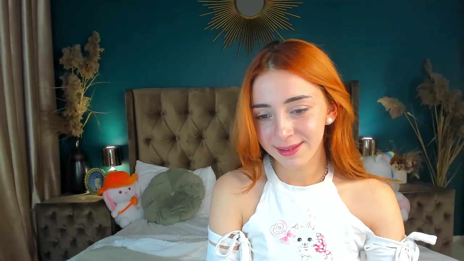 Gallery image thumbnail from ElsaYoung's myfreecams stream on, 10/07/2023, 22:56 image 1 of 20