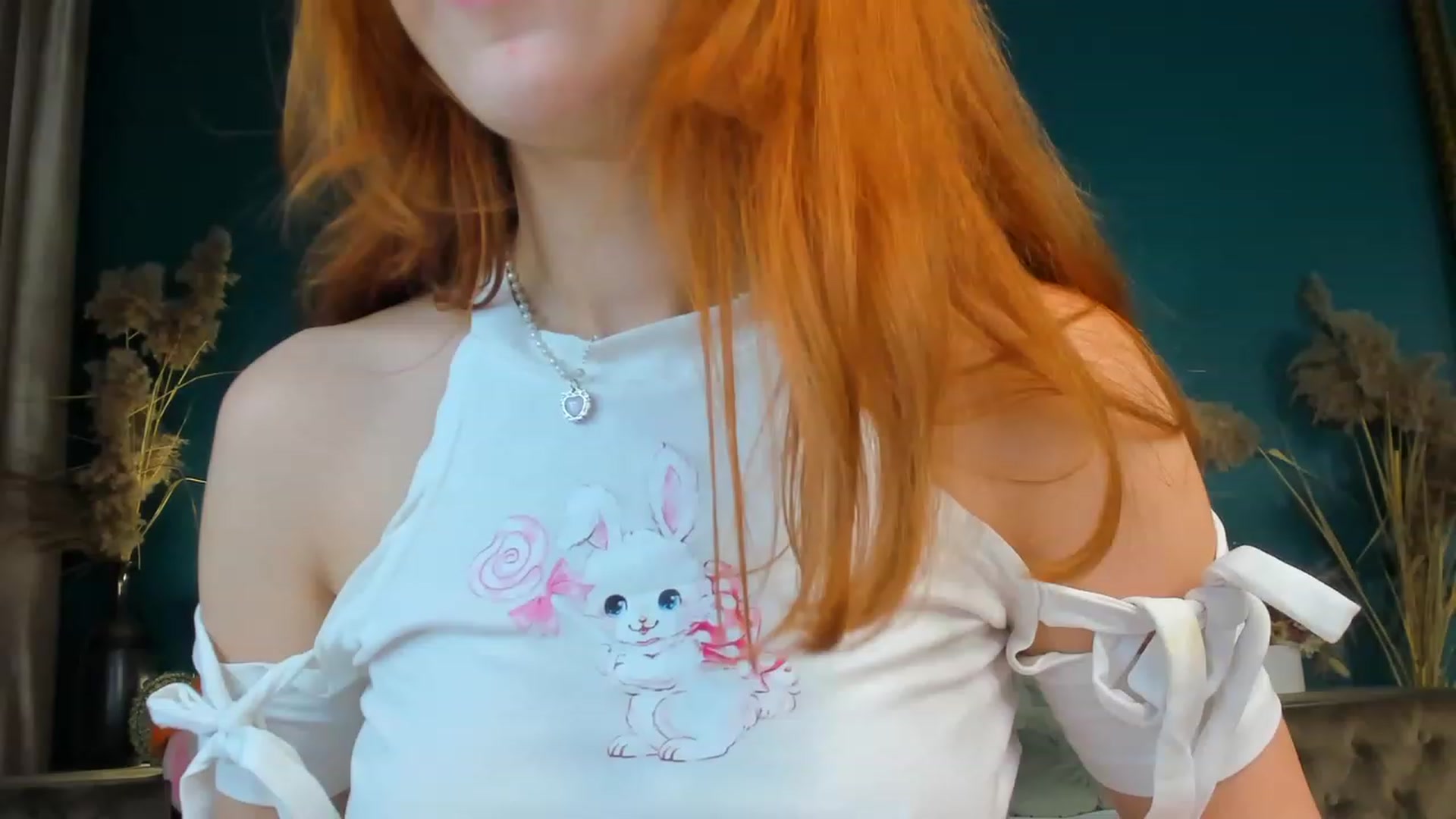 Gallery image thumbnail from ElsaYoung's myfreecams stream on, 10/08/2023, 01:22 image 5 of 20