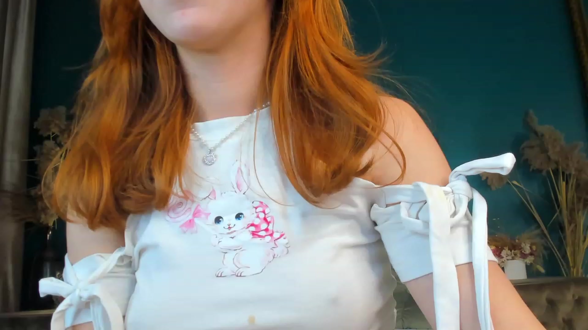 Gallery image thumbnail from ElsaYoung's myfreecams stream on, 10/08/2023, 01:22 image 3 of 20