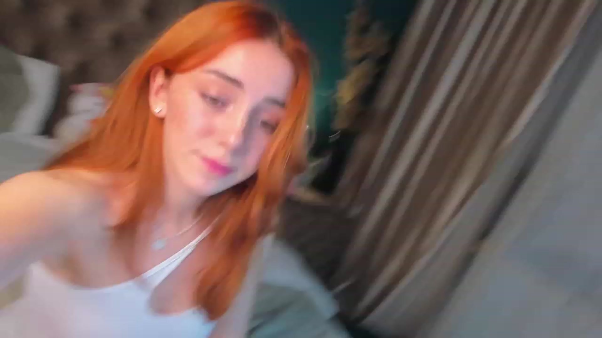 Gallery image thumbnail from ElsaYoung's myfreecams stream on, 10/08/2023, 20:38 image 17 of 20
