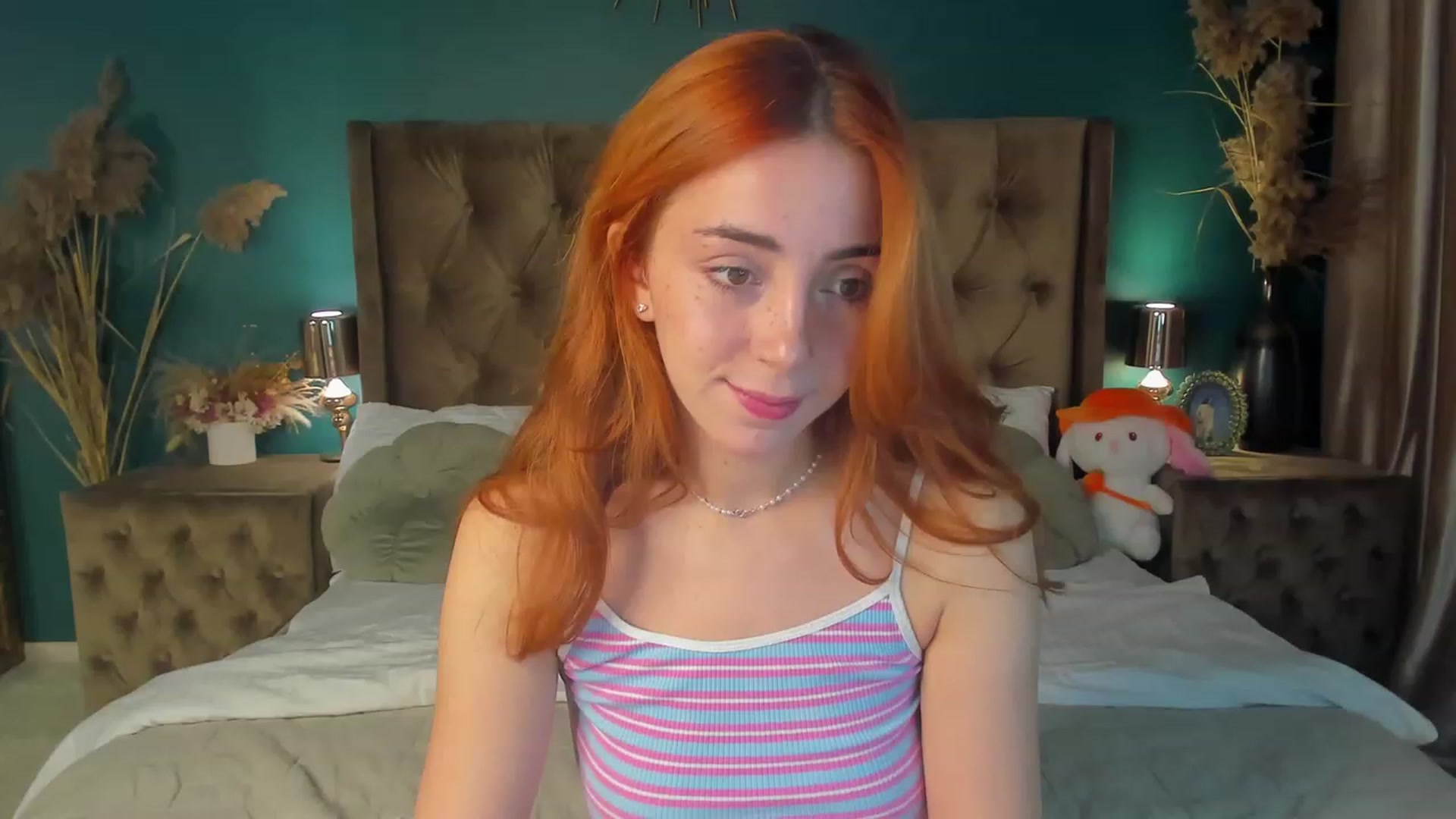 Gallery image thumbnail from ElsaYoung's myfreecams stream on, 10/10/2023, 12:47 image 5 of 20
