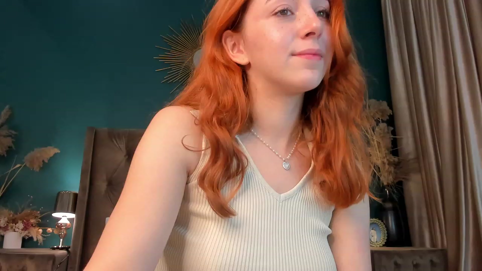 Gallery image thumbnail from ElsaYoung's myfreecams stream on, 10/12/2023, 15:11 image 4 of 20