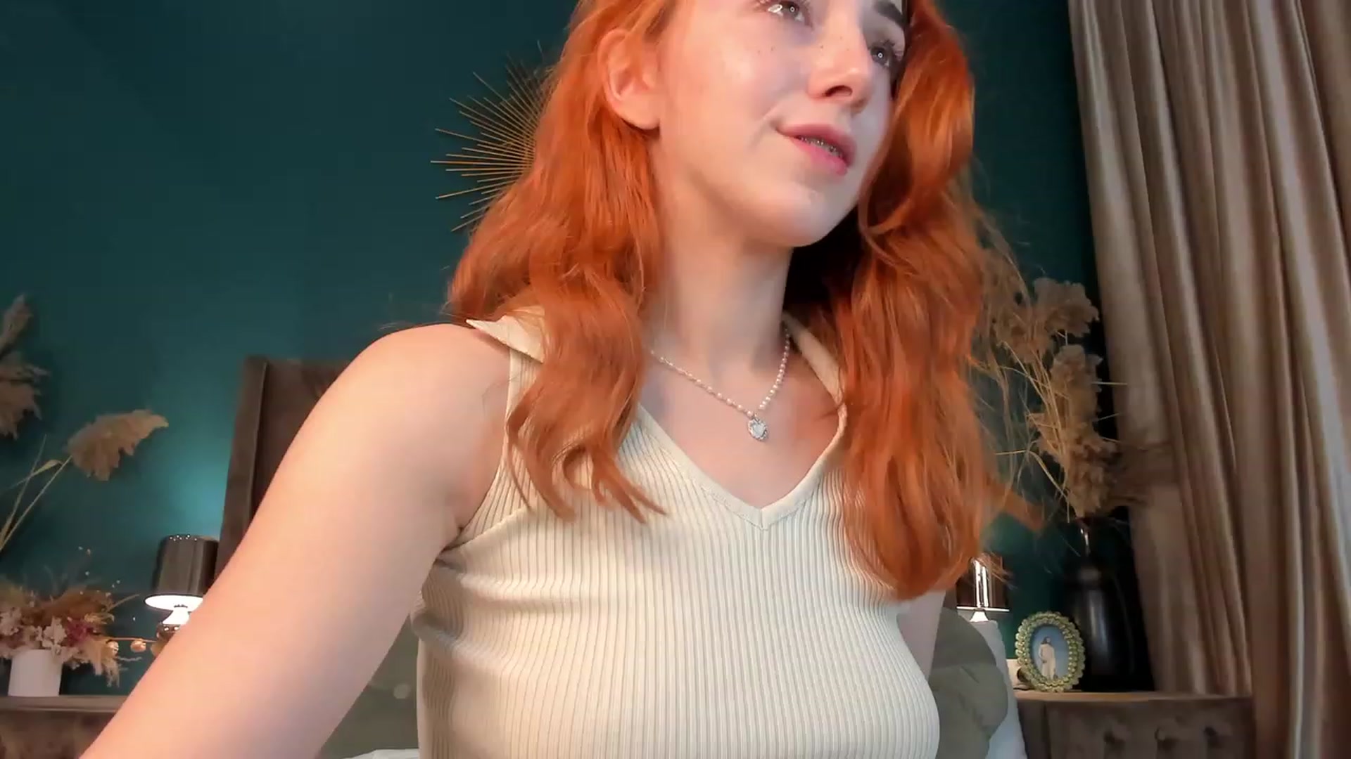 Gallery image thumbnail from ElsaYoung's myfreecams stream on, 10/12/2023, 15:11 image 3 of 20