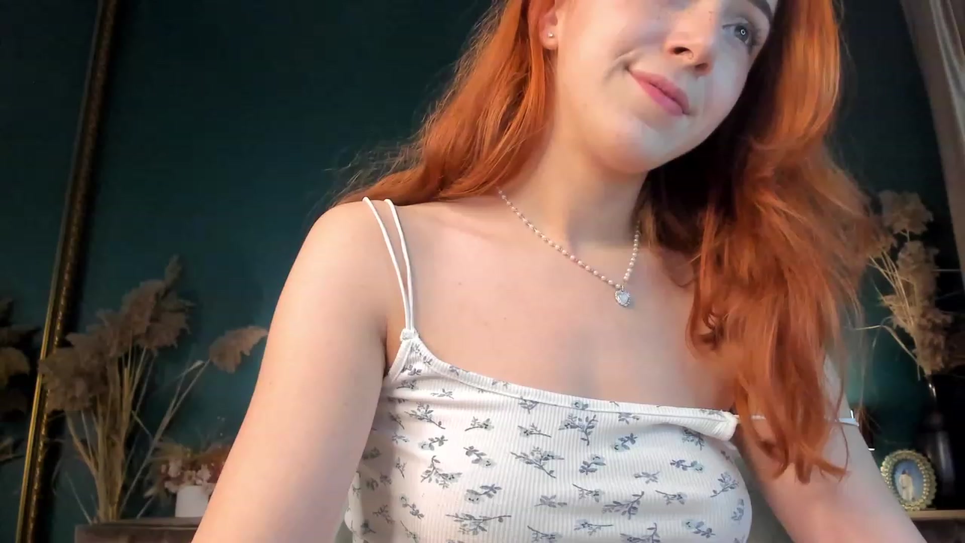 Gallery image thumbnail from ElsaYoung's myfreecams stream on, 10/13/2023, 16:58 image 15 of 20