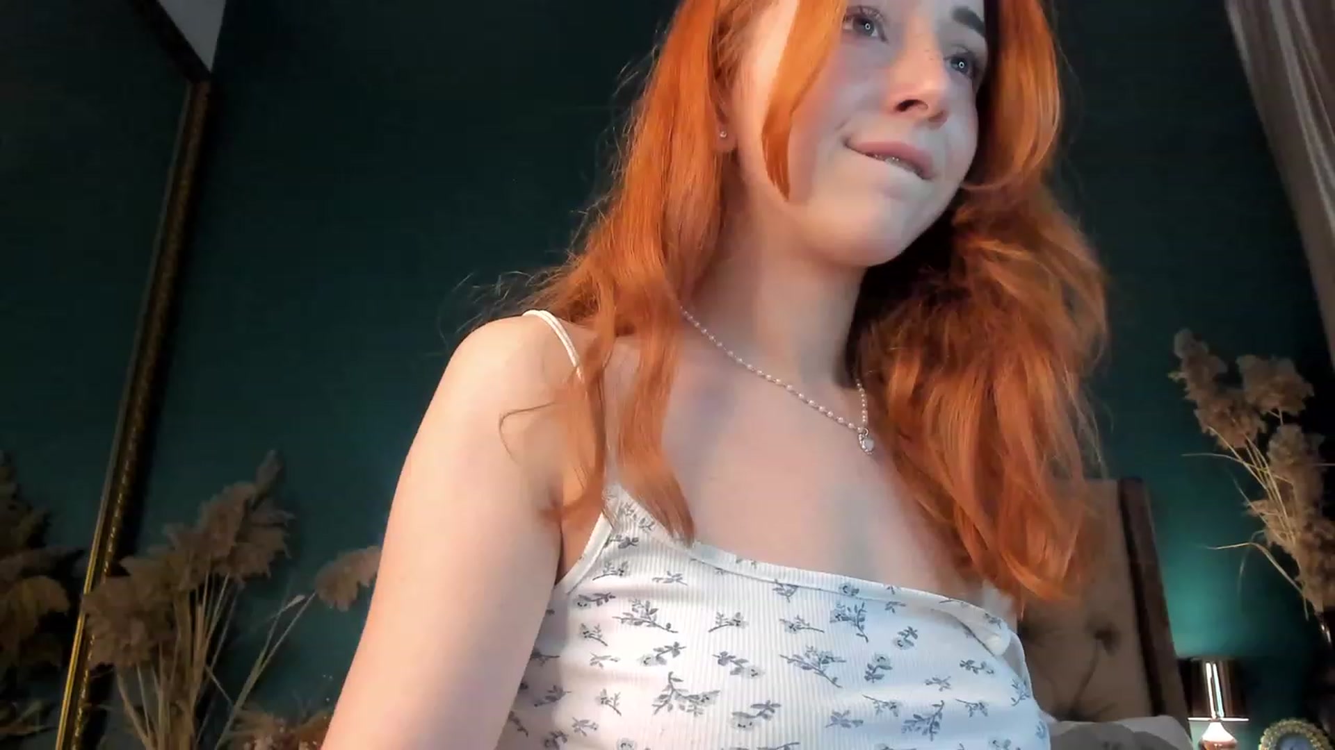 Gallery image thumbnail from ElsaYoung's myfreecams stream on, 10/13/2023, 16:58 image 14 of 20
