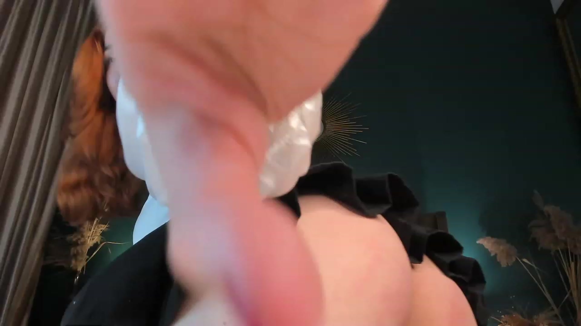 Gallery image thumbnail from ElsaYoung's myfreecams stream on, 10/15/2023, 02:51 image 11 of 20