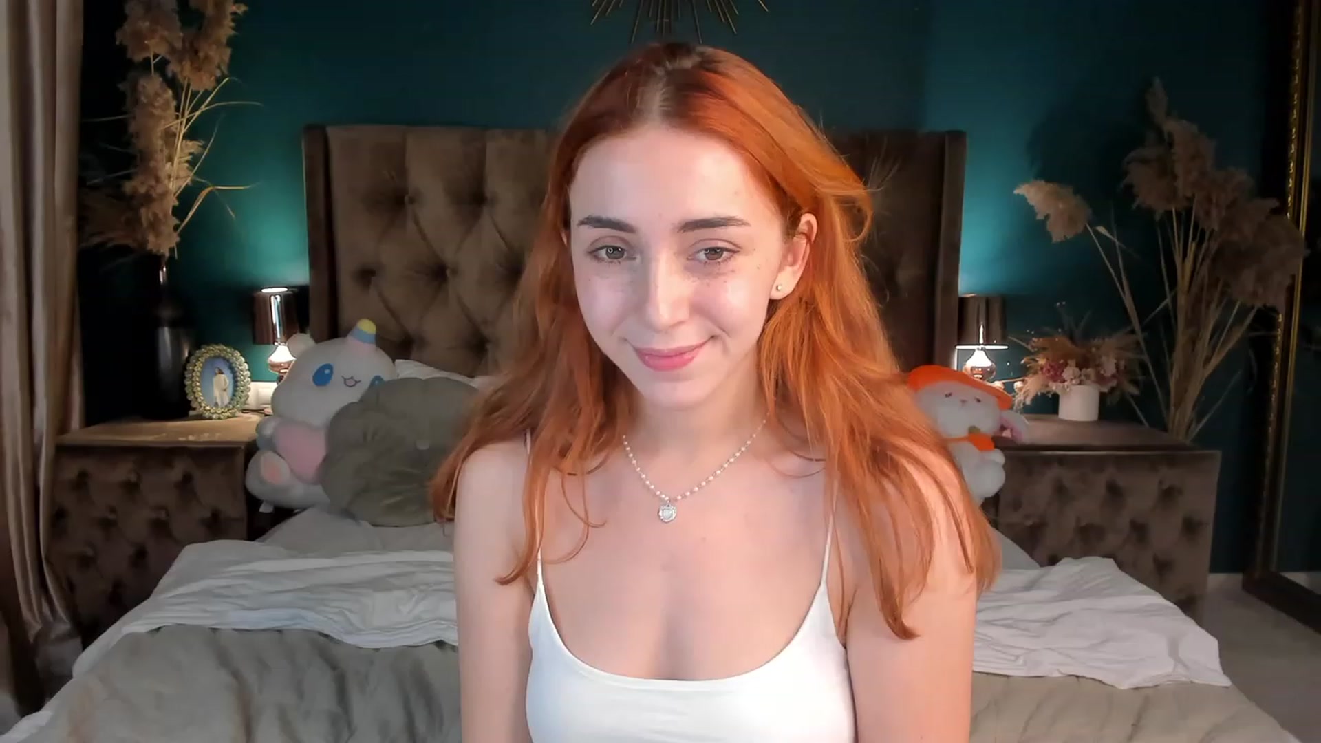 Gallery image thumbnail from ElsaYoung's myfreecams stream on, 10/15/2023, 22:11 image 19 of 20