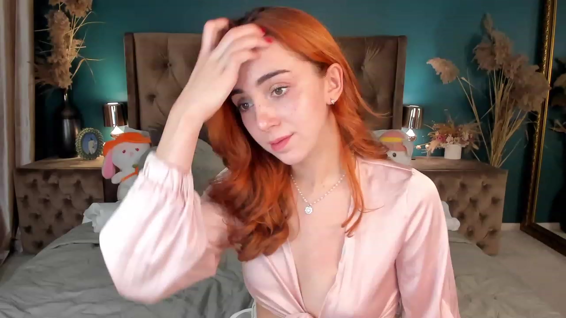 Gallery image thumbnail from ElsaYoung's myfreecams stream on, 10/19/2023, 16:57 image 12 of 20