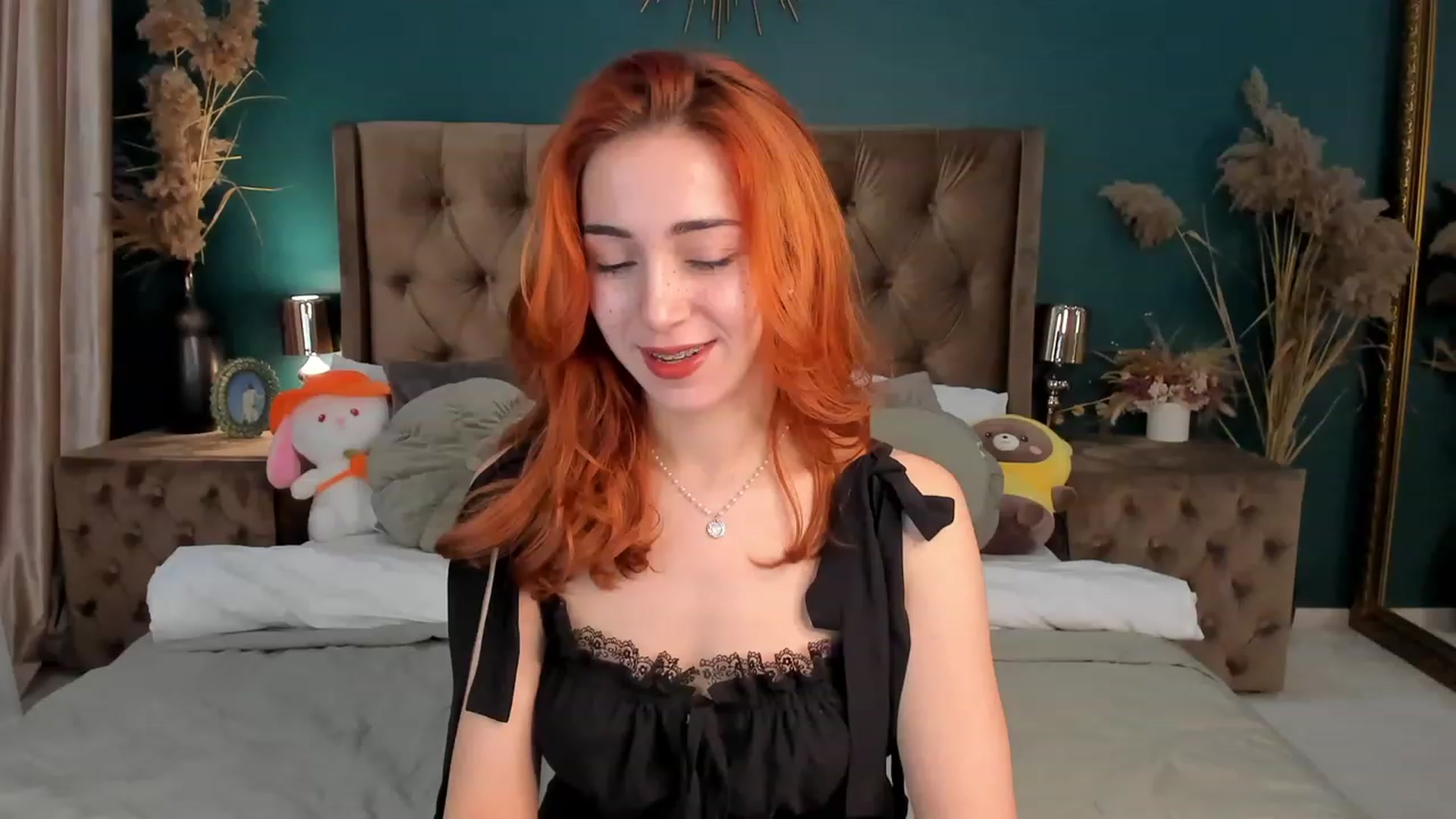 Gallery image thumbnail from ElsaYoung's myfreecams stream on, 10/20/2023, 12:51 image 5 of 20