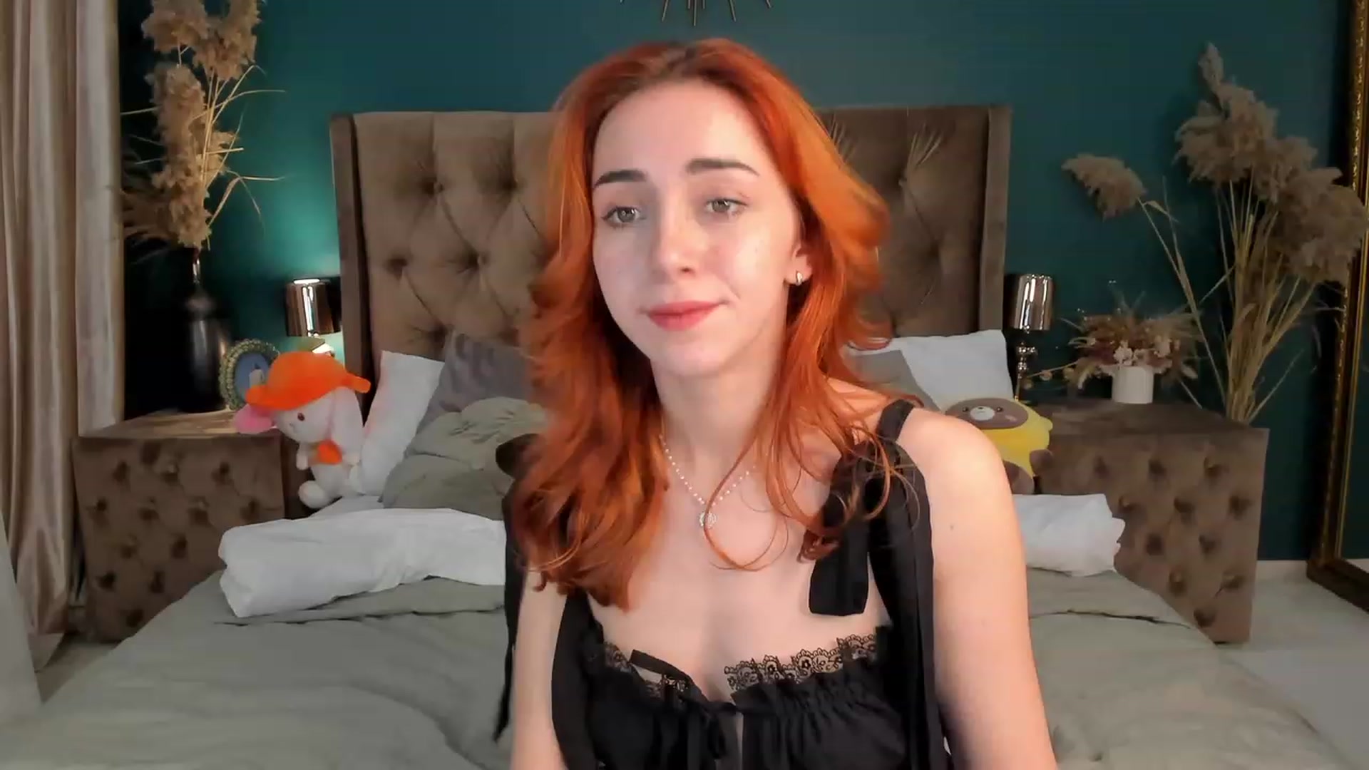 Gallery image thumbnail from ElsaYoung's myfreecams stream on, 10/20/2023, 14:29 image 15 of 20