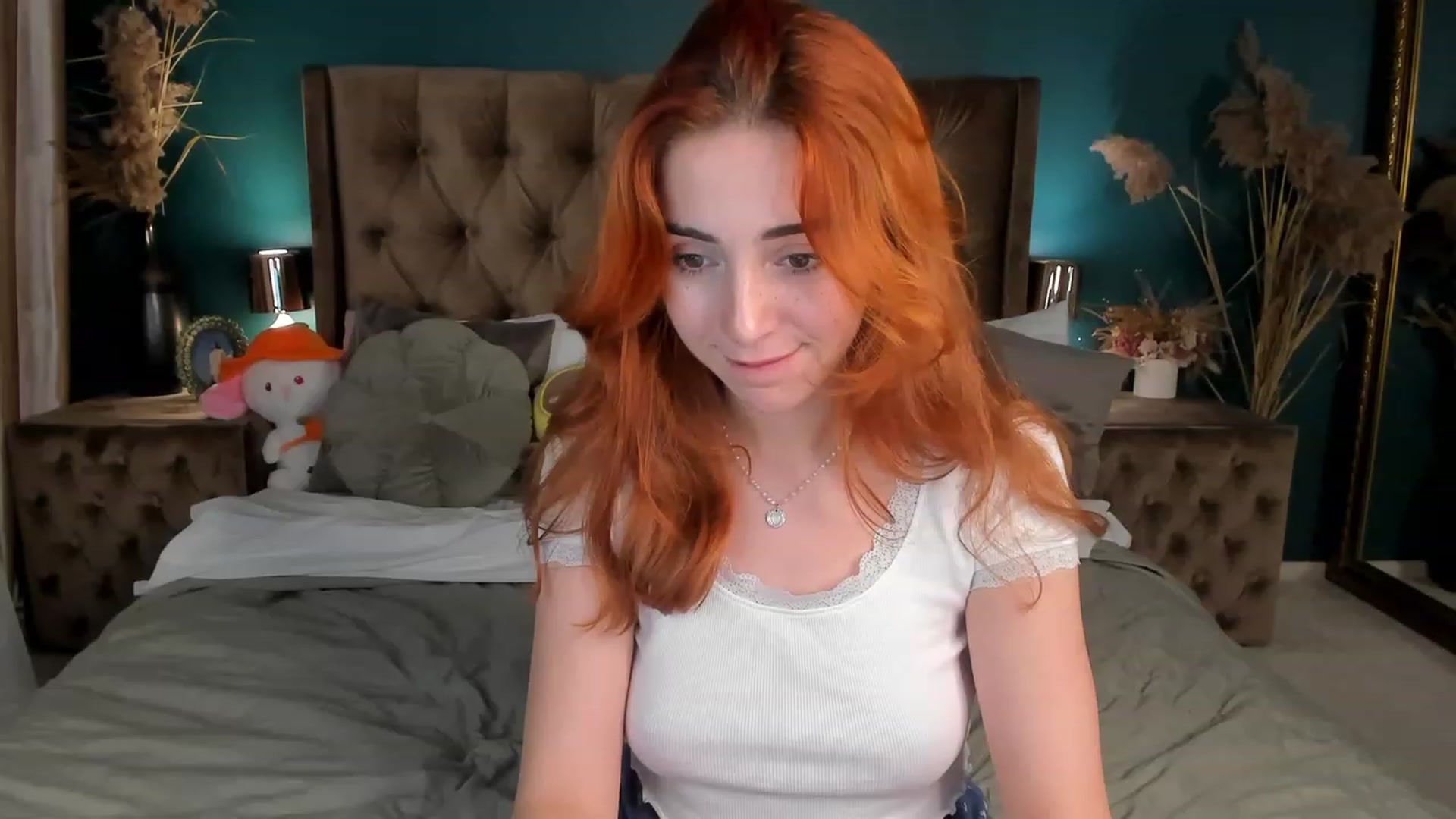 Gallery image thumbnail from ElsaYoung's myfreecams stream on, 10/21/2023, 22:07 image 20 of 20