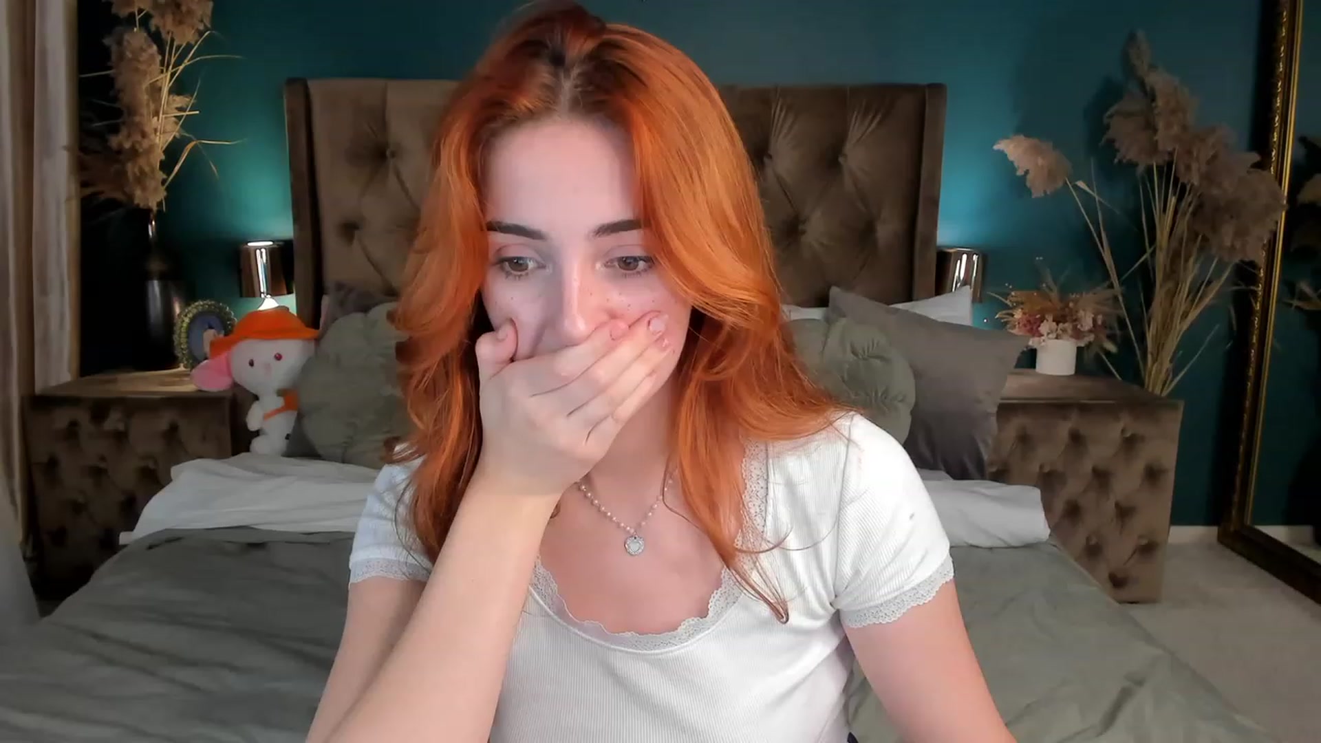 Gallery image thumbnail from ElsaYoung's myfreecams stream on, 10/21/2023, 22:07 image 3 of 20