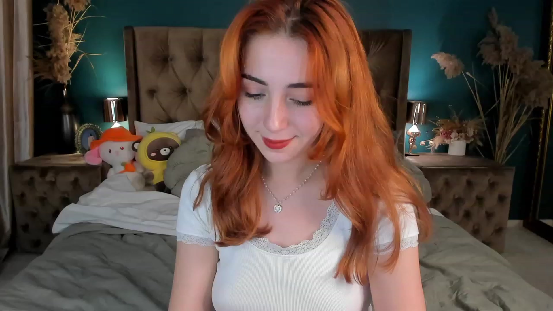 Gallery image thumbnail from ElsaYoung's myfreecams stream on, 10/22/2023, 03:05 image 3 of 20