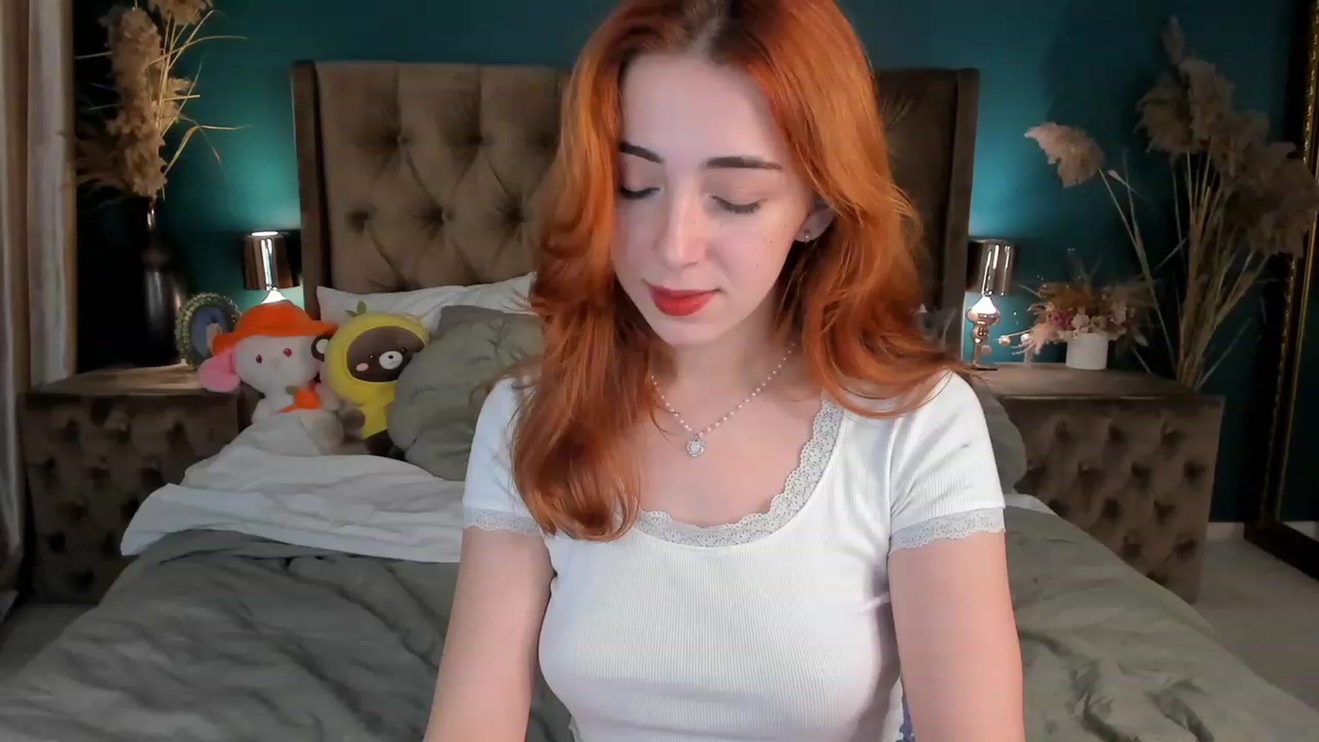 Gallery image thumbnail from ElsaYoung's myfreecams stream on, 10/22/2023, 03:05 image 13 of 20