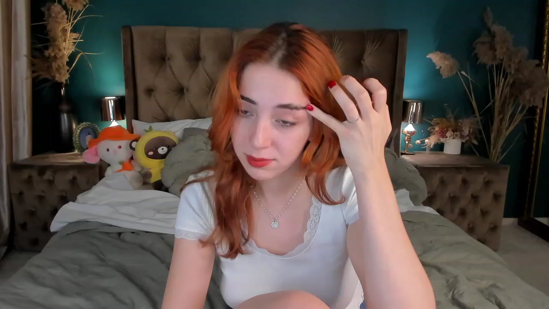 Gallery image thumbnail from ElsaYoung's myfreecams stream on, 10/22/2023, 03:05 image 18 of 20
