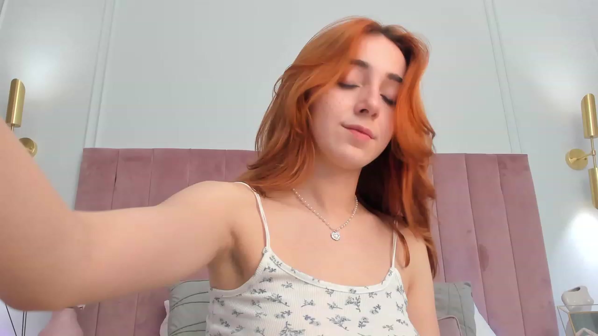 Gallery image thumbnail from ElsaYoung's myfreecams stream on, 10/23/2023, 01:10 image 2 of 20