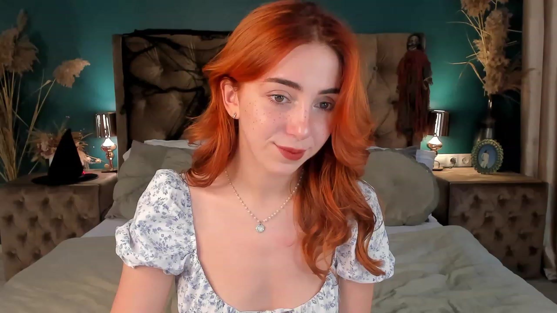 Gallery image thumbnail from ElsaYoung's myfreecams stream on, 10/26/2023, 13:24 image 15 of 20