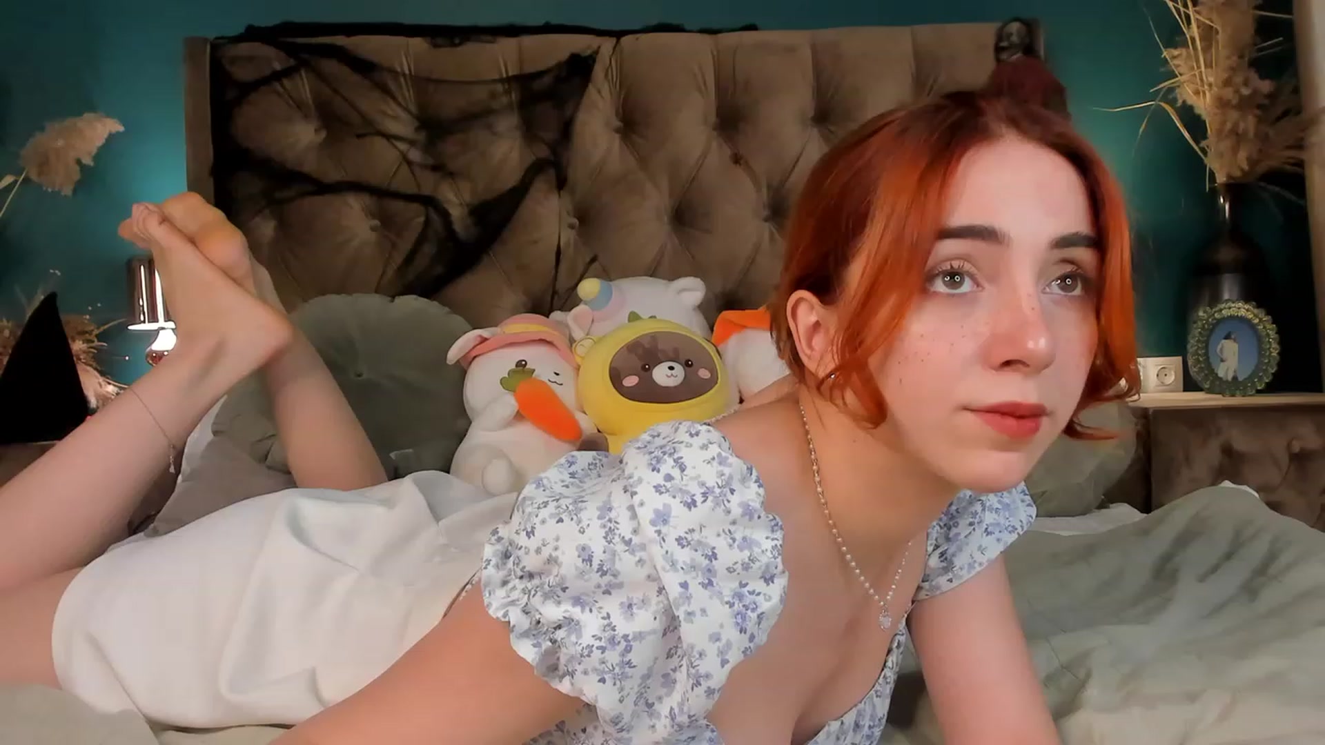 Gallery image thumbnail from ElsaYoung's myfreecams stream on, 10/26/2023, 17:08 image 6 of 20