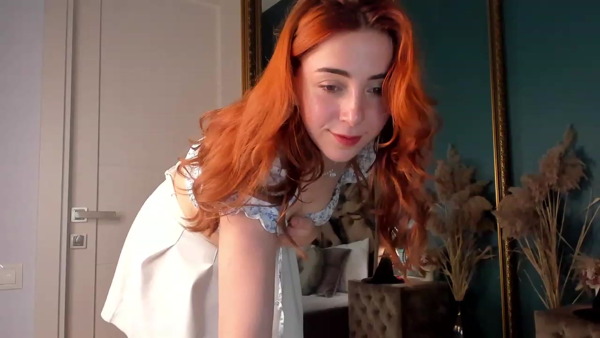 Gallery image thumbnail from ElsaYoung's myfreecams stream on, 10/26/2023, 19:08 image 8 of 20