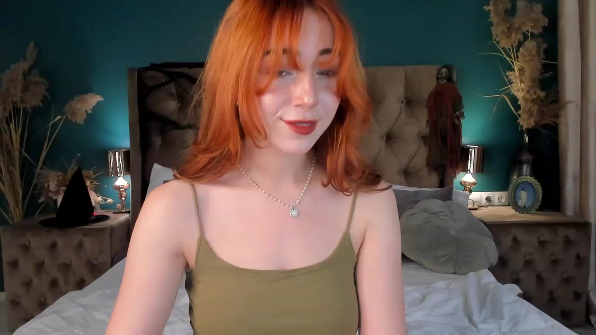 Gallery image thumbnail from ElsaYoung's myfreecams stream on, 10/27/2023, 12:59 image 13 of 20
