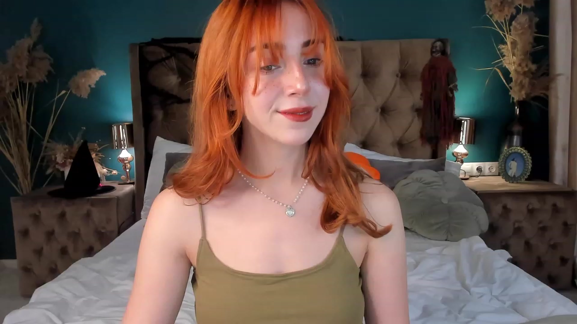 Gallery image thumbnail from ElsaYoung's myfreecams stream on, 10/27/2023, 12:59 image 9 of 20