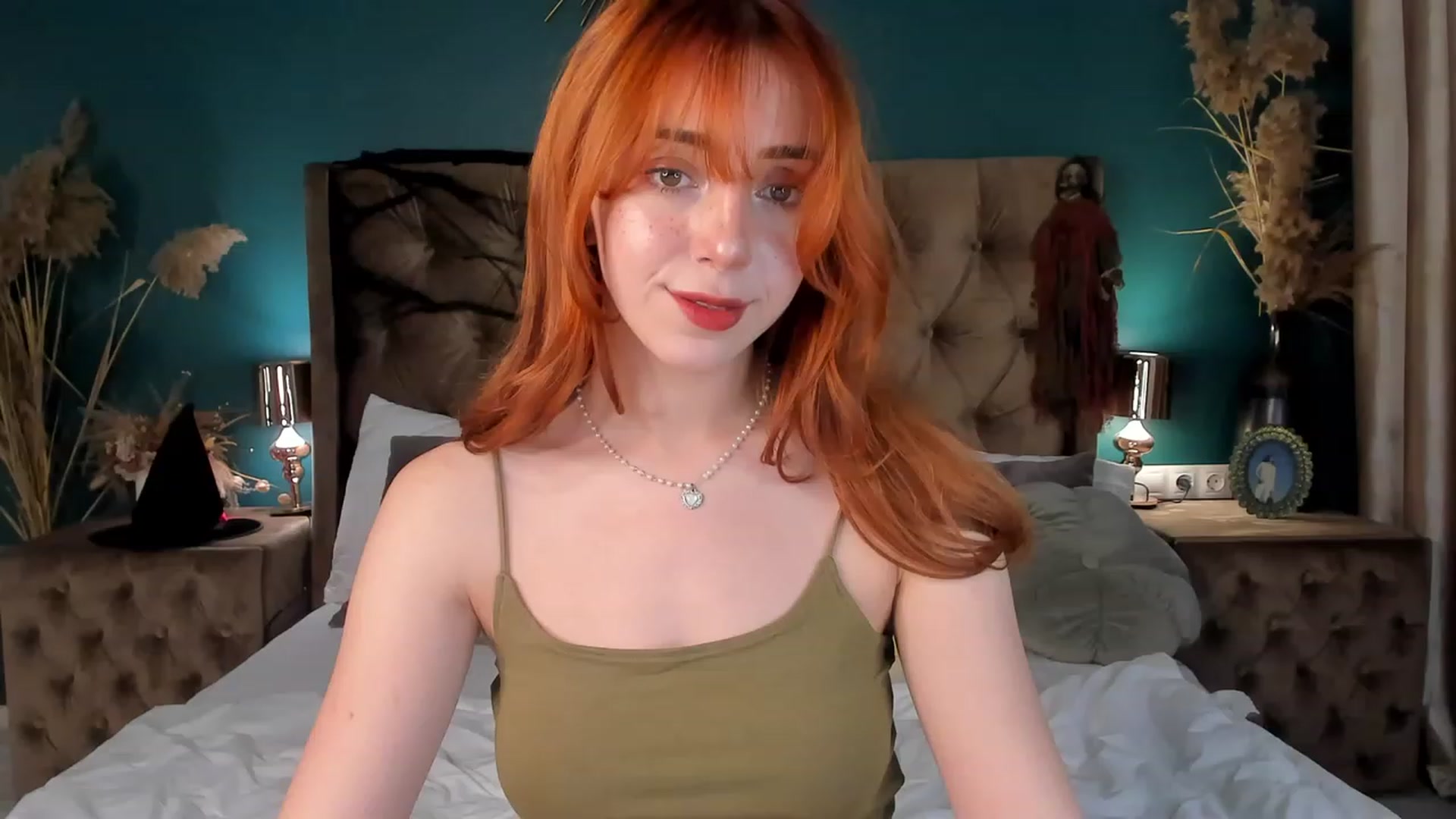 Gallery image thumbnail from ElsaYoung's myfreecams stream on, 10/27/2023, 13:52 image 5 of 20