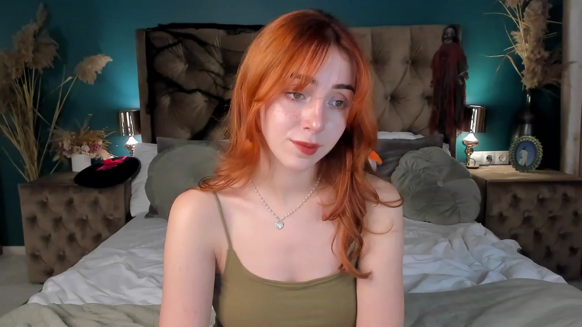 Gallery image thumbnail from ElsaYoung's myfreecams stream on, 10/27/2023, 15:39 image 13 of 20