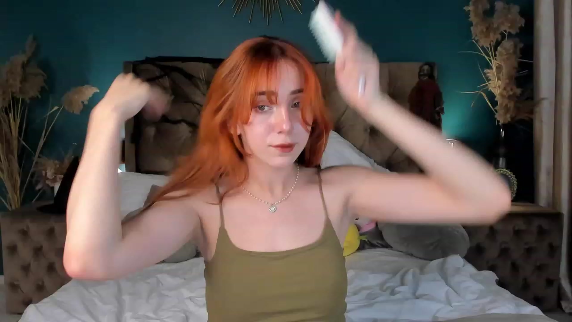 Gallery image thumbnail from ElsaYoung's myfreecams stream on, 10/27/2023, 15:39 image 1 of 20