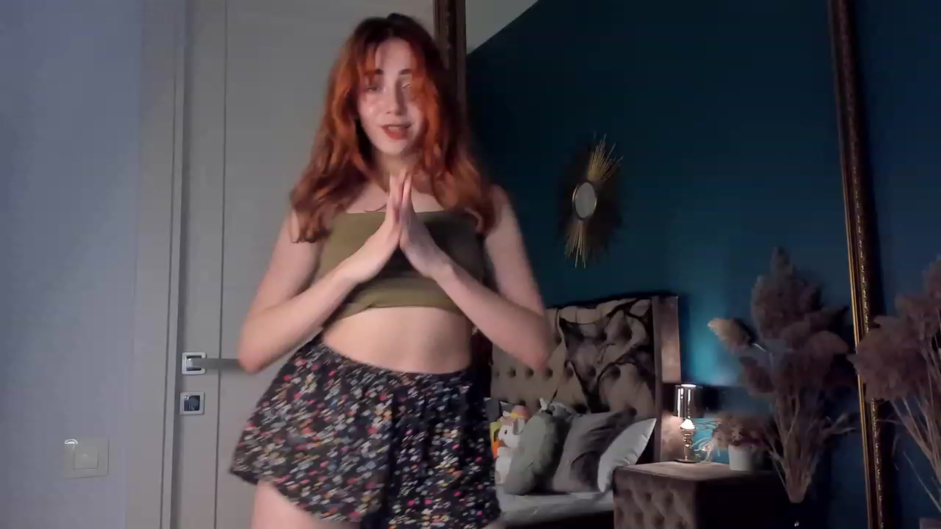 Gallery image thumbnail from ElsaYoung's myfreecams stream on, 10/27/2023, 17:28 image 10 of 20