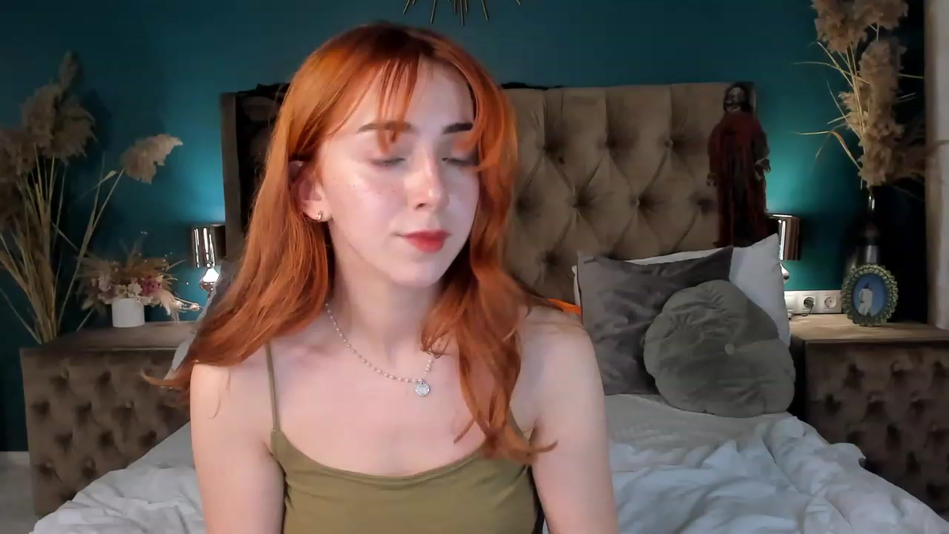 Gallery image thumbnail from ElsaYoung's myfreecams stream on, 10/27/2023, 17:28 image 1 of 20