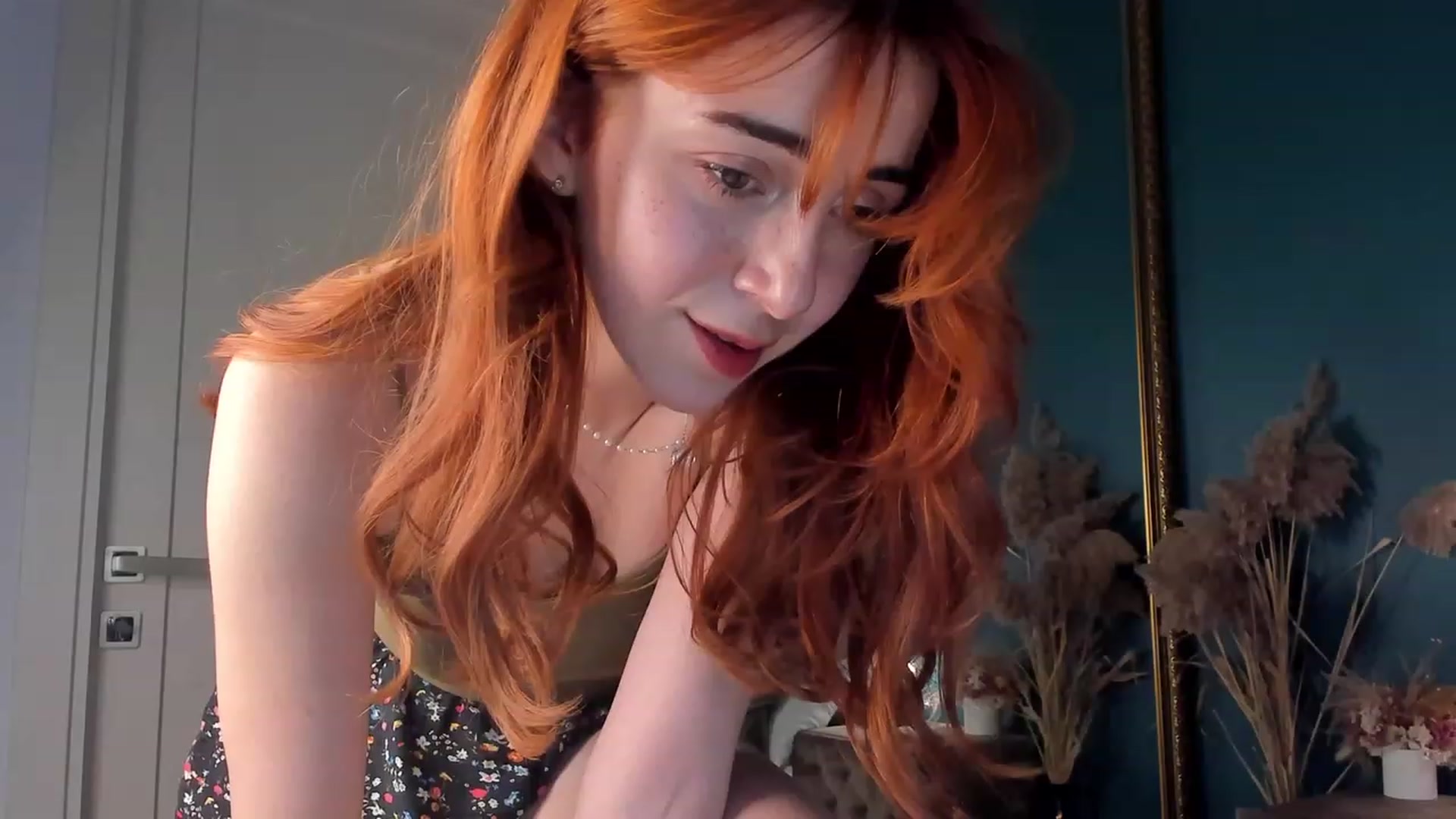 Gallery image thumbnail from ElsaYoung's myfreecams stream on, 10/27/2023, 17:28 image 13 of 20