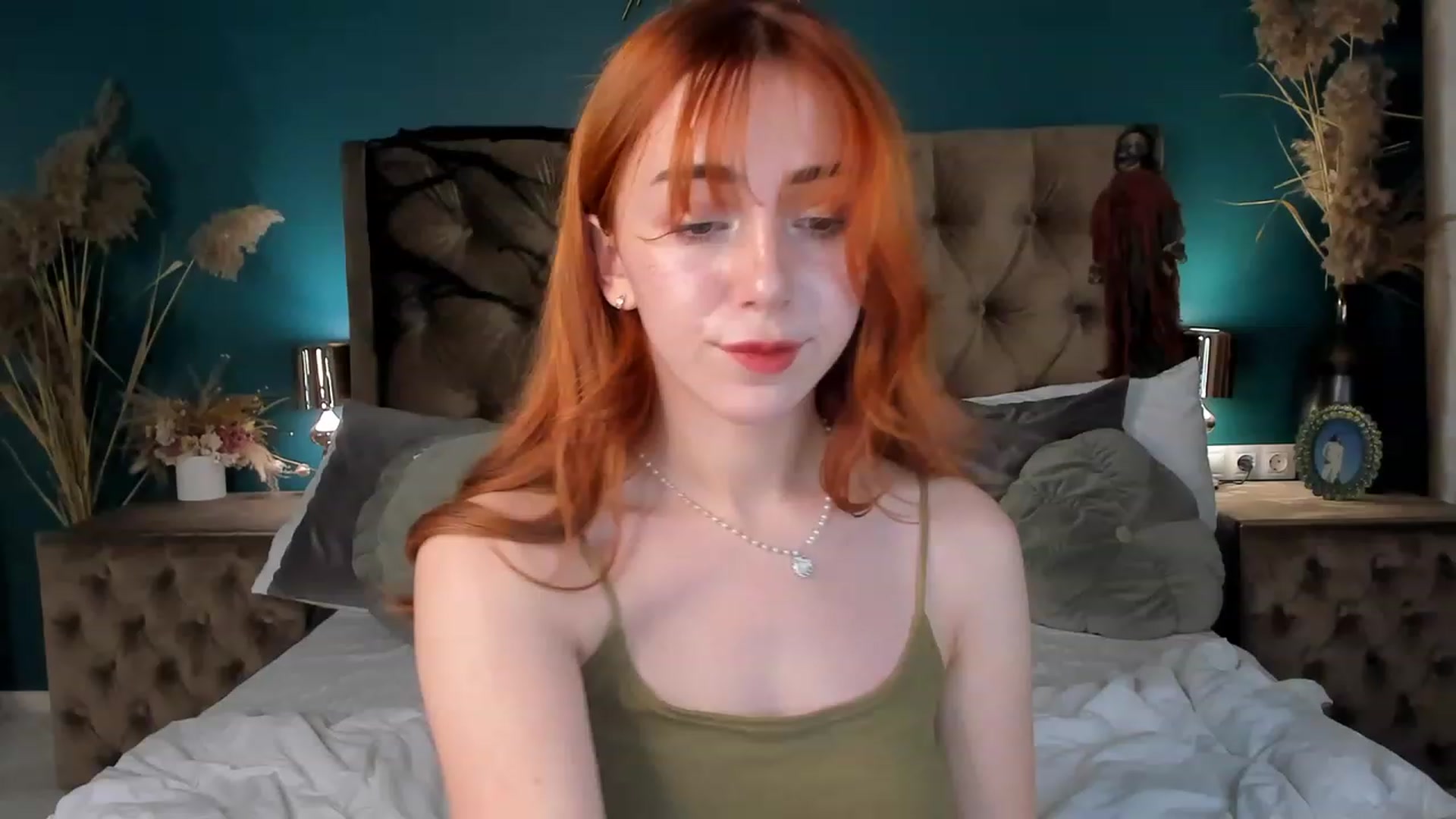 Gallery image thumbnail from ElsaYoung's myfreecams stream on, 10/27/2023, 17:28 image 2 of 20