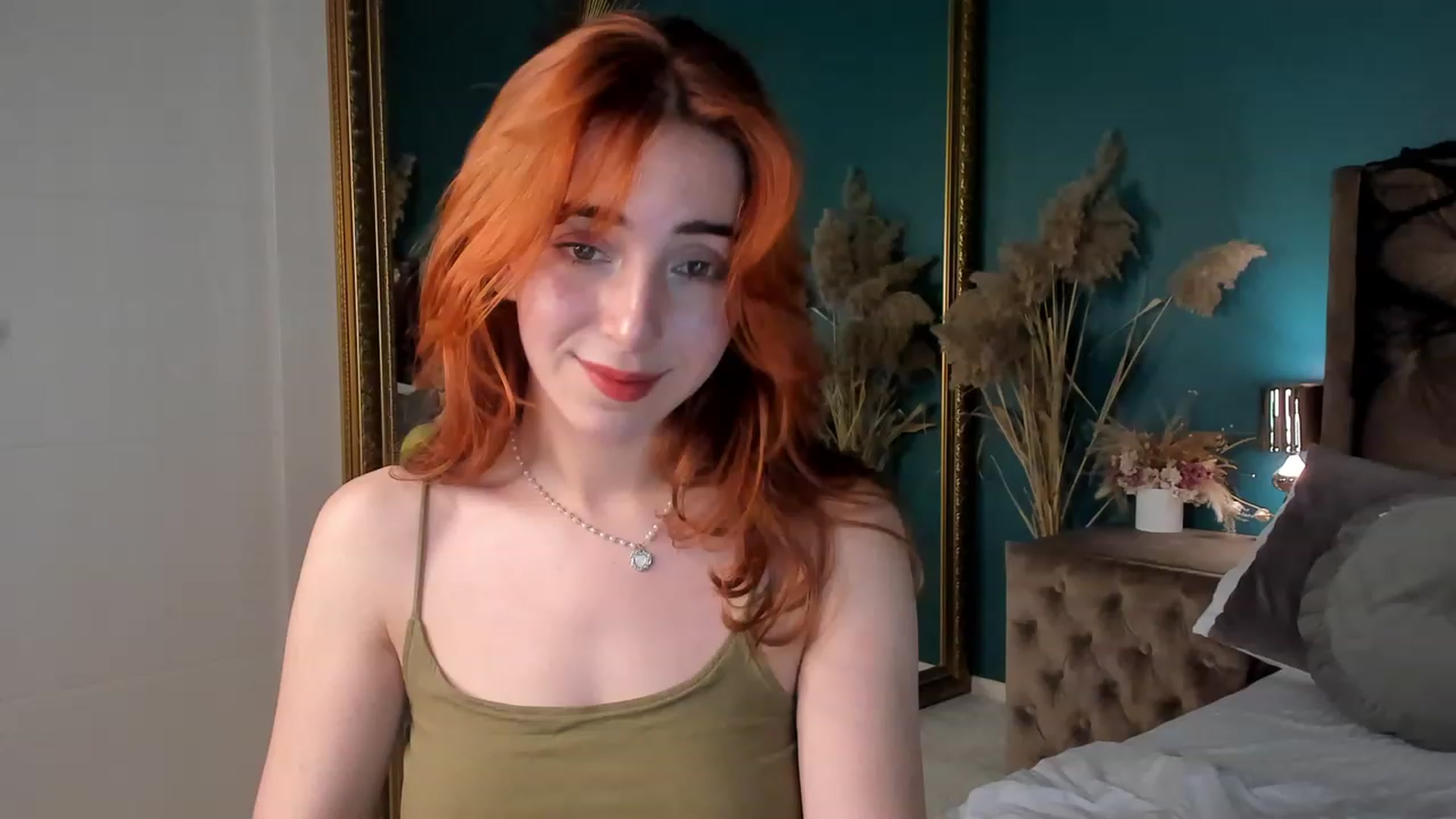 Gallery image thumbnail from ElsaYoung's myfreecams stream on, 10/27/2023, 17:28 image 15 of 20