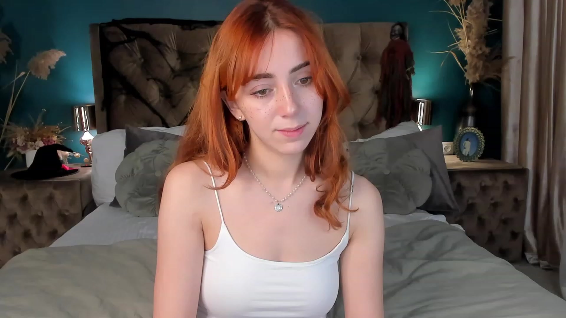 Gallery image thumbnail from ElsaYoung's myfreecams stream on, 10/28/2023, 05:59 image 4 of 20