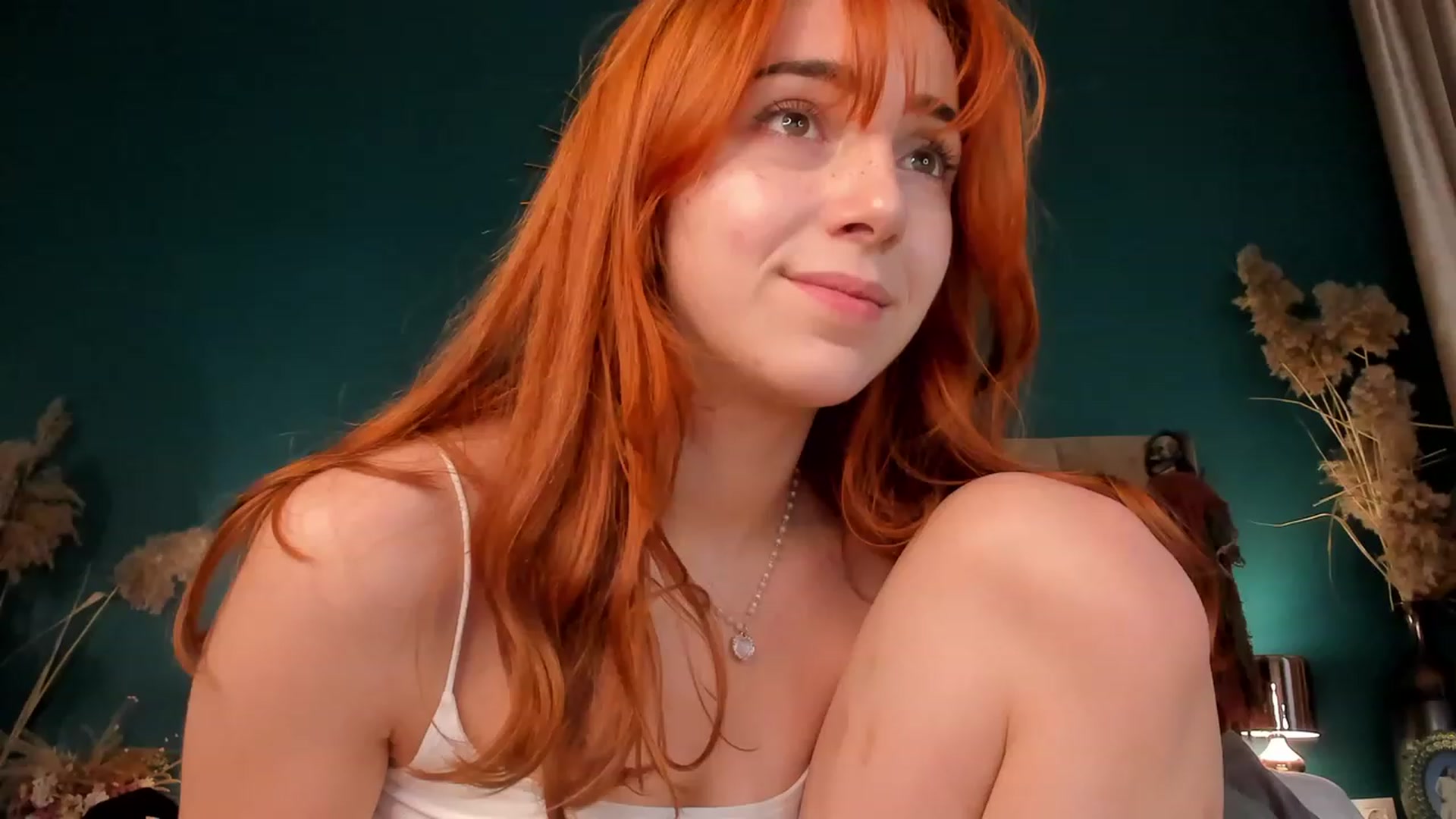 Gallery image thumbnail from ElsaYoung's myfreecams stream on, 10/28/2023, 11:49 image 3 of 20