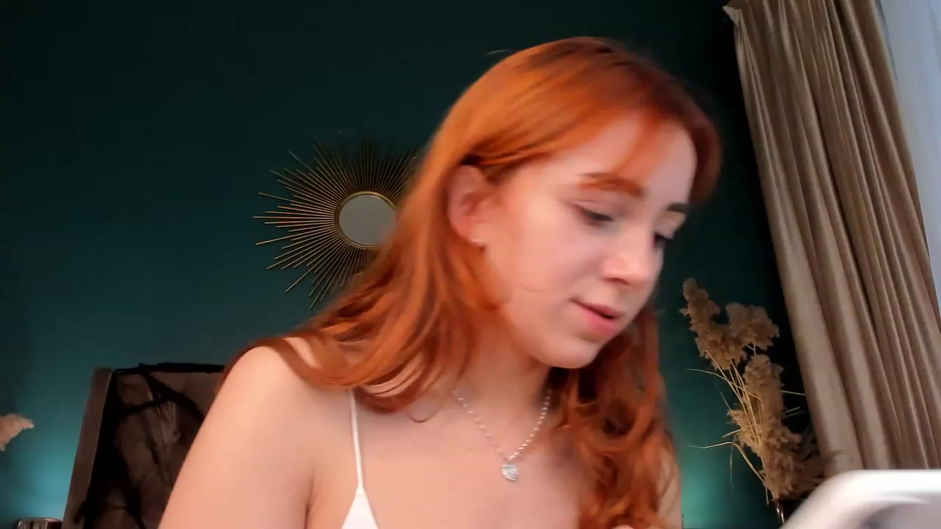 Gallery image thumbnail from ElsaYoung's myfreecams stream on, 10/28/2023, 12:43 image 4 of 20